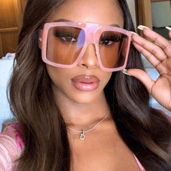 Pink Aviator - Picture 2 of 2